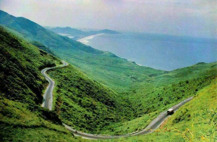 Pha Din Pass